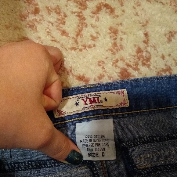 YMI denim capris - Picture 4 of 7